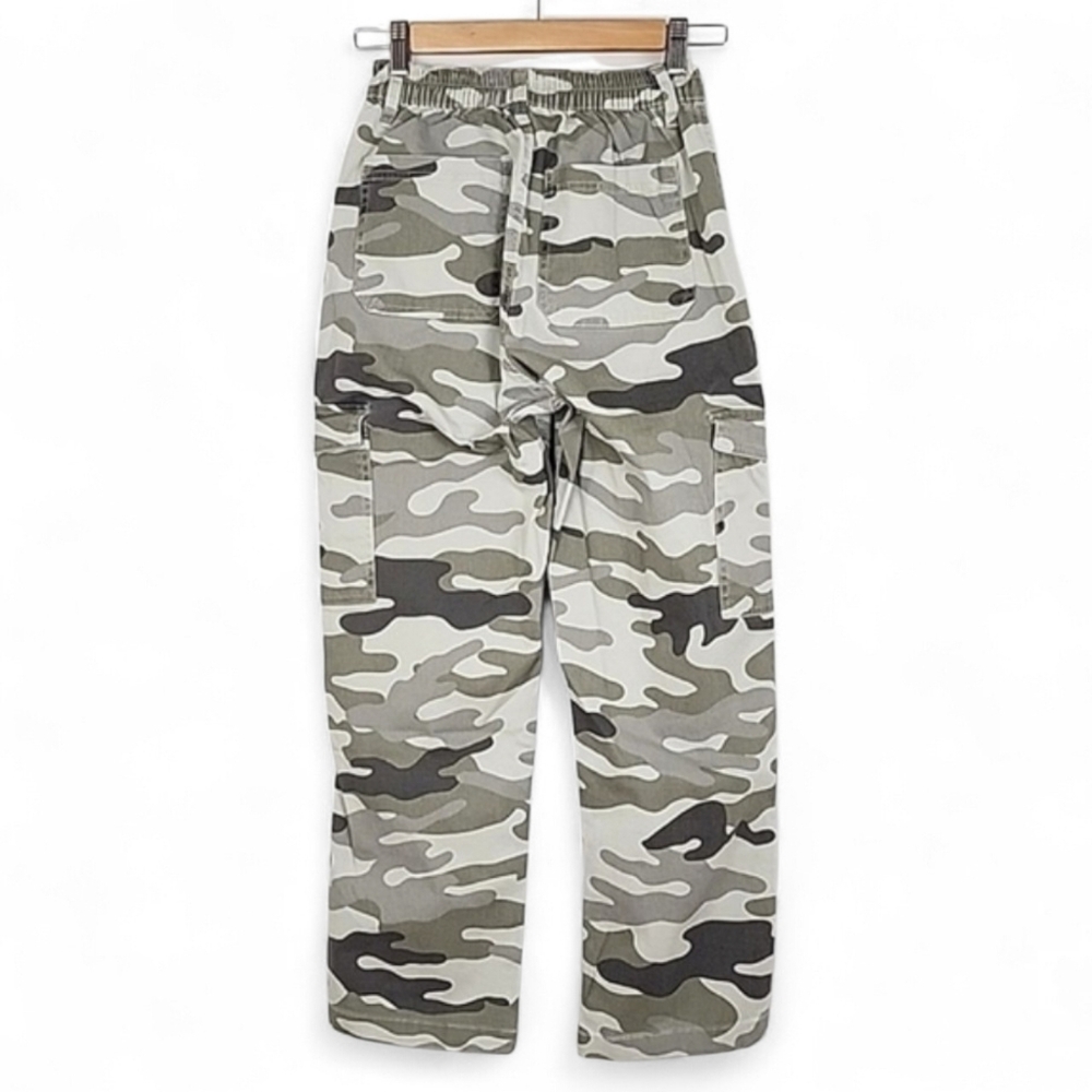 AERO Women's High Rise Straight Leg Utility Pant Grey Camo Print Stretch Small